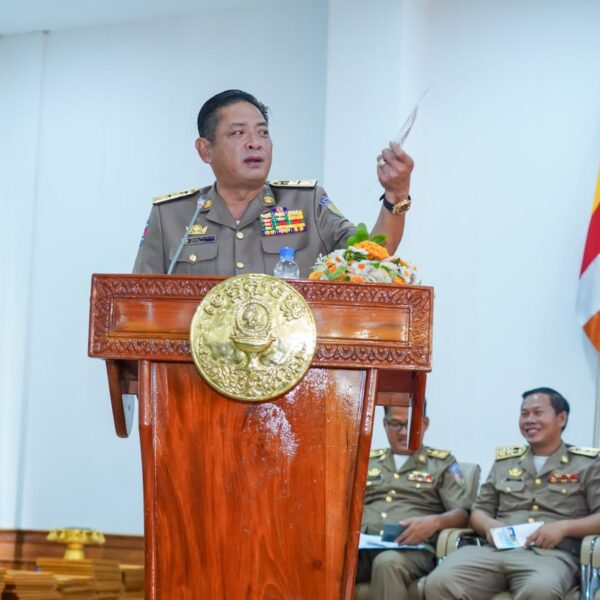 រដ្ឋបាលខេត្តត្បូងឃ្មុំ បើកកិច្ចប្រជុំត្រួតពិនិត្យ គោលនយោបាយភូមិ ឃុំ សង្កាត់ មានសុវត្ថិភាព