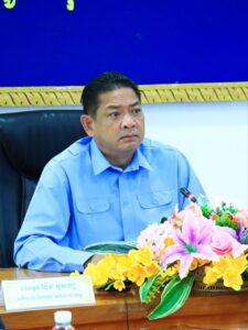 Read more about the article ឯកឧត្តម ប៉ែន កុសល្យ ដឹកនាំកិច្ចប្រជុំត្រួតពិនិត្យសម្ភារៈ ដើម្បី ជួយឧបត្ថម្ភដល់ជនភៀសសឹក ទៅទីកន្លែងសុវត្ថិភាព ក្នុងភូមិសាស្រ្តខេត្តឧត្តរមានជ័យ និងខេត្តព្រះវិហារ
