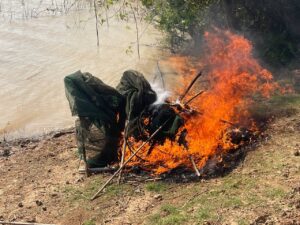 Read more about the article អនុរដ្ឋលេខាធិការក្រសួងកសិកម្ម រុក្ខាប្រមាញ់ និងនេសាទ បានដឹកនាំកម្លាំងខណ្ឌរដ្ឋបាលជលផលត្បូងឃ្មុំ បង្ក្រាបឧប្បករណ៍នេសាទខុសច្បាប់ លូស្បៃមុង