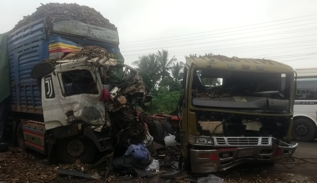 You are currently viewing គ្រោះថ្នាក់ចរ៉ាចរណ៍ រវាងរថយន្ត និងរថយន្ត ២ គ្រឿងបុកគ្នាពេញទំហឹង បណ្តាលឱ្យមនុស្សស្លាប់ម្នាក់របួសម្នាក់