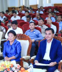 Read more about the article ក្រសួងអភិវឌ្ឍន៍ជនបទ និងរដ្ឋបាលខេត្តត្បូងឃ្មុំ ផ្សព្វផ្សាយគោលនយោបាយជាតិស្តីពី «ការអភិវឌ្ឍជនបទ ២០២៥-២០៣៥» ដើម្បីពង្រឹងប្រសិទ្ធភាពការងារនៅមូលដ្ឋាន និងឆ្ពោះទៅសម្រេចចក្ខុវិស័យឆ្នាំ ២០៥០