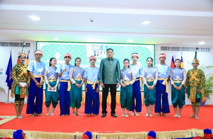 ឯកឧត្តម ប៉ែន កុសល្យ អភិបាលខេត្តត្បូងឃ្មុំ អំពាវនាវឱ្យយុវជនប្រើ «អាវុធឌីជីថល» ដើម្បីការពារ និងផ្សព្វផ្សាយមរតកវប្បធម៌ខ្មែរ ក្នុងឱកាសទិវាវប្បធម៌ជាតិ ៣ មីនា លើកទី ២៨ ឆ្នាំ ២០២៦