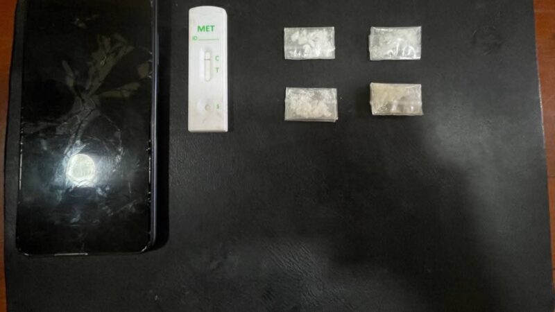 កម្លាំងកងរាជអាវុធហត្ថខេត្តតាកែវ សហលារជាមួយកម្លាំងមូលដ្ឋានកងរាជអាវុធហត្ថស្រុកព្រៃកប្បាសបង្ក្រាបករណី រក្សាទុក និងប្រើប្រាស់នូវសារធាតុញៀនជាក់ស្ដែង