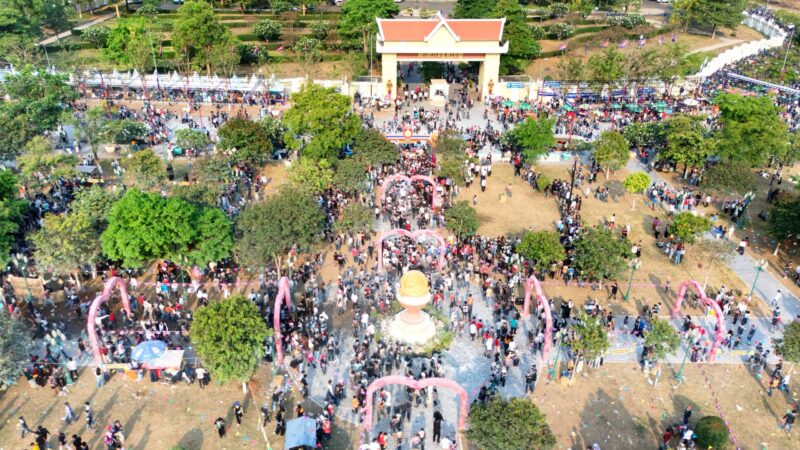 វីដេអូ​ សរុប​ព្រឹត្តិការណ៍​ បុណ្យ​ចូល​ឆ្នាំ​ថ្មី​ប្រពៃណី​ជាតិ​ខ្មែរ​ រយៈ​ពេល​ ៣​ ថ្ងៃ​ក្នុង​ខេត្ត​ត្បូងឃ្មុំ​ ឆ្នាំ​ ២០២៦​ ពោរពេញ​ដោយ​ស្នាមញញឹម​ និង​សប្បាយ​រីករាយ​