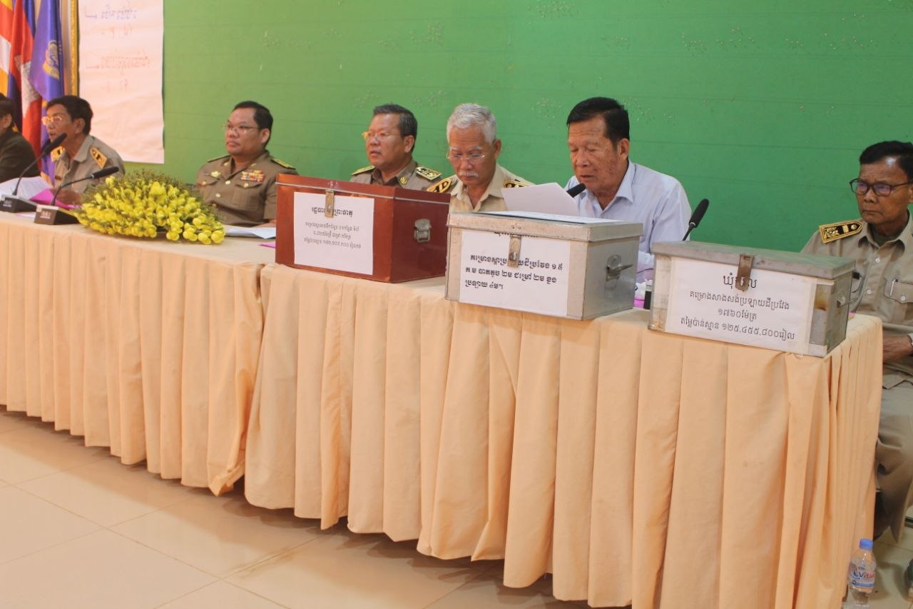 You are currently viewing ប្រជាកសិកររស់នៅក្នុងស្រុកអូរាំងឳ ខេត្តត្បូងឃ្មុំ ចំនួន ៥ ឃុំ សប្បាយរីករាយ ខណ:ទទួលបានបណ្ដាញប្រព័ន្ធធារាសាស្ត្រចំនួន ៤ និងអាងស្តុកទឹកសម្រាប់ស្រោចស្រប់ស្រូវ ក៏ដូចជាដំណាំរួមផ្សំផ្សេងៗ